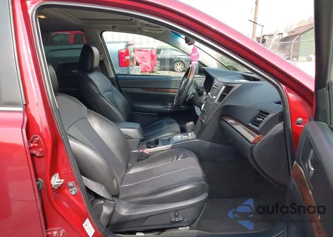 2013 Subaru Legacy 2.5I Limited из США, поврежденный, VIN 4S3BMBK60D3011501